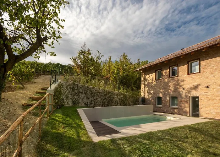 Borgo Roggeri - Country House nelle Langhe