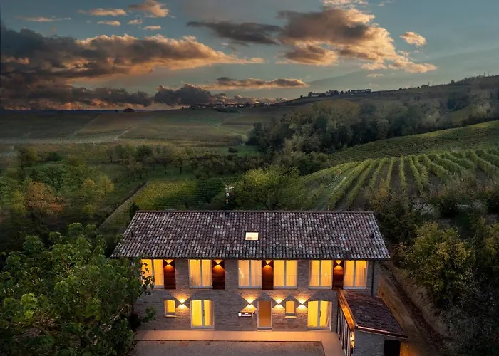 Borgo Roggeri - Country House Nelle Langhe